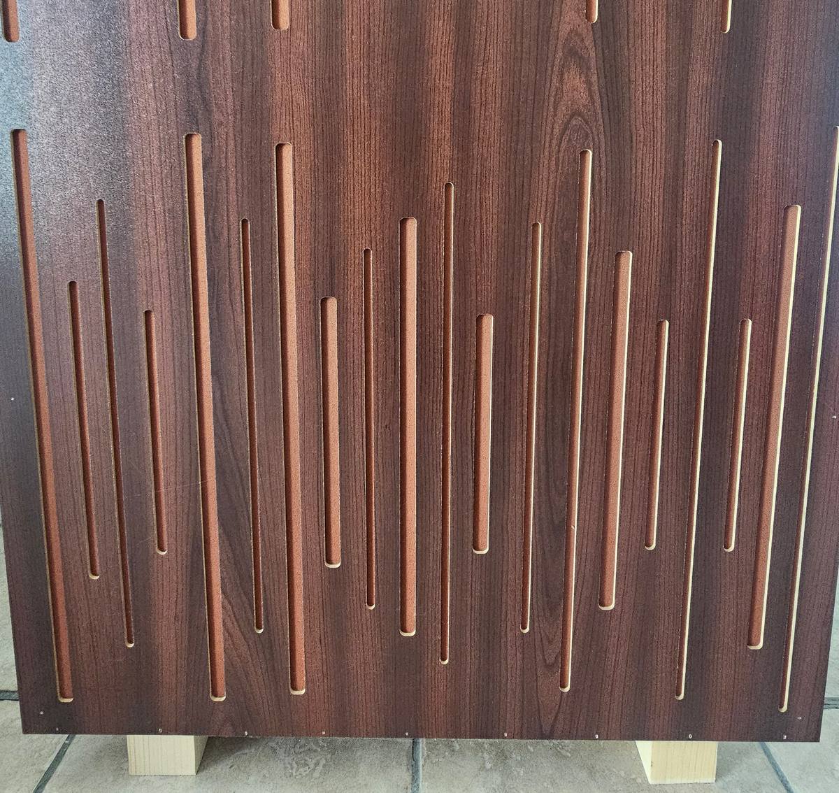 Bass-trap con difusor