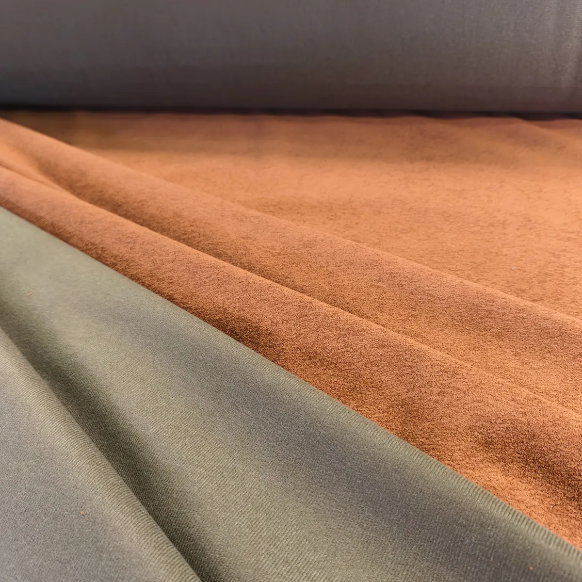 Softy presentación de colores de cortinas termicas para puertas (2)