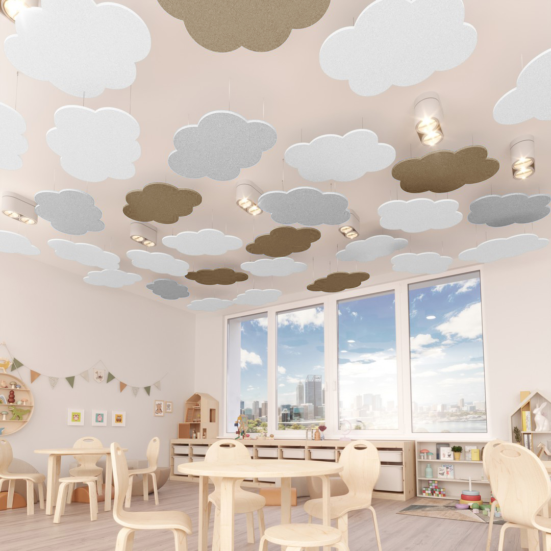 Paneles de techo con forma de nube Bilnora instalados en una habitación infantil