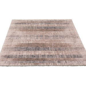 Alfombra Luxury Harmony 12WSW-1 presentada sobre fondo blanco, con patrón jaspeado de franjas horizontales en tonos beige, gris y marrón.